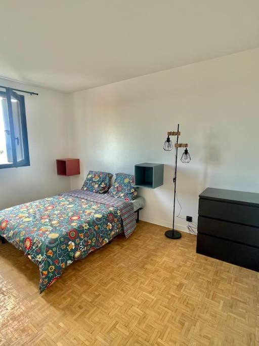 Magnifique Appartement Neuilly Sur Marne Entre Paris Et Disneyland Exterior photo